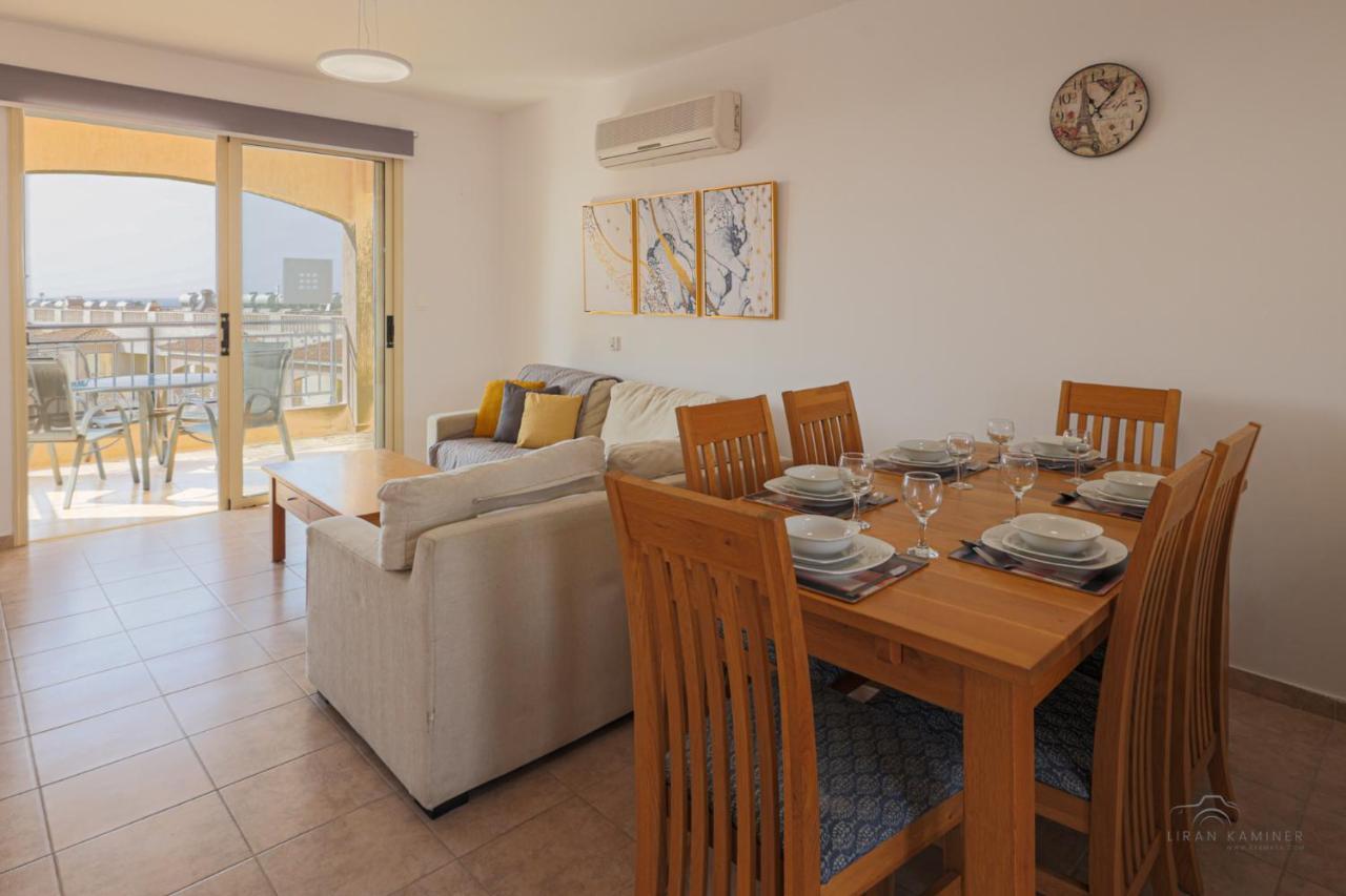 Royal Seacrest Crown-Jewel, 2B, Pools, Sea, Center Apartment Paphos Bagian luar foto