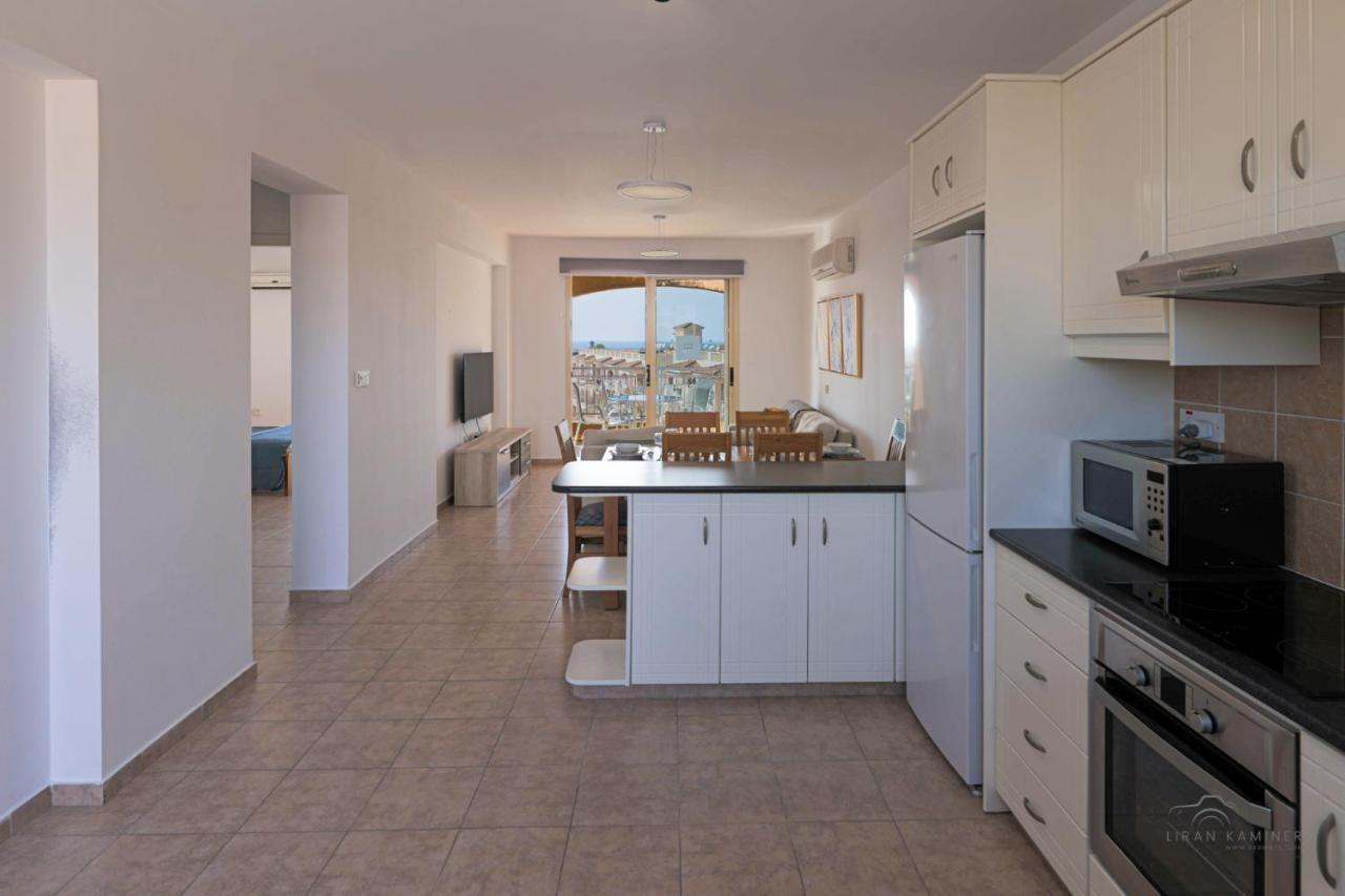 Royal Seacrest Crown-Jewel, 2B, Pools, Sea, Center Apartment Paphos Bagian luar foto