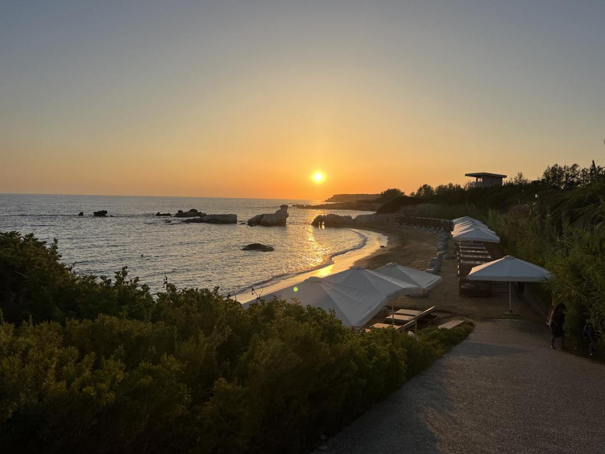 Royal Seacrest Crown-Jewel, 2B, Pools, Sea, Center Apartment Paphos Bagian luar foto