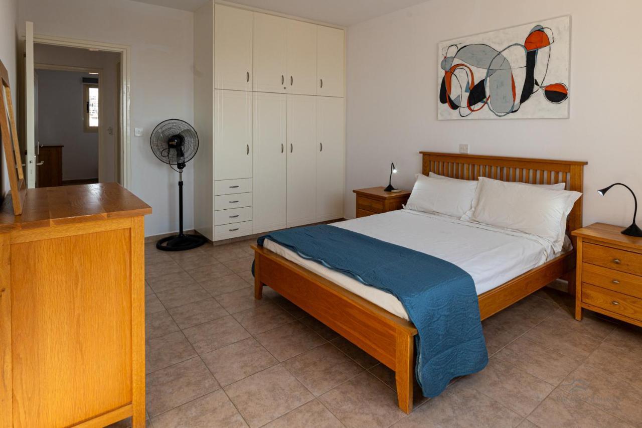Royal Seacrest Crown-Jewel, 2B, Pools, Sea, Center Apartment Paphos Bagian luar foto