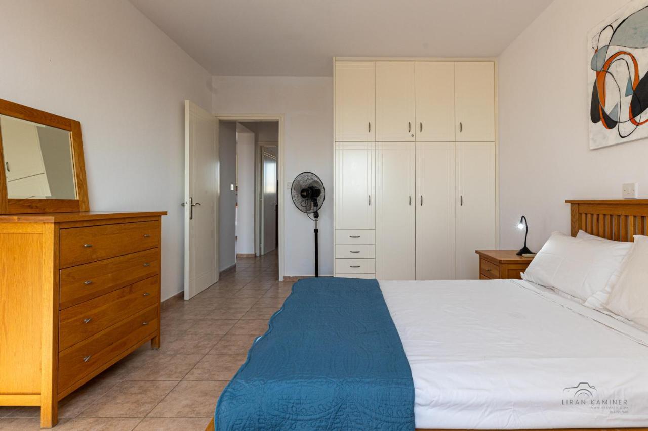 Royal Seacrest Crown-Jewel, 2B, Pools, Sea, Center Apartment Paphos Bagian luar foto
