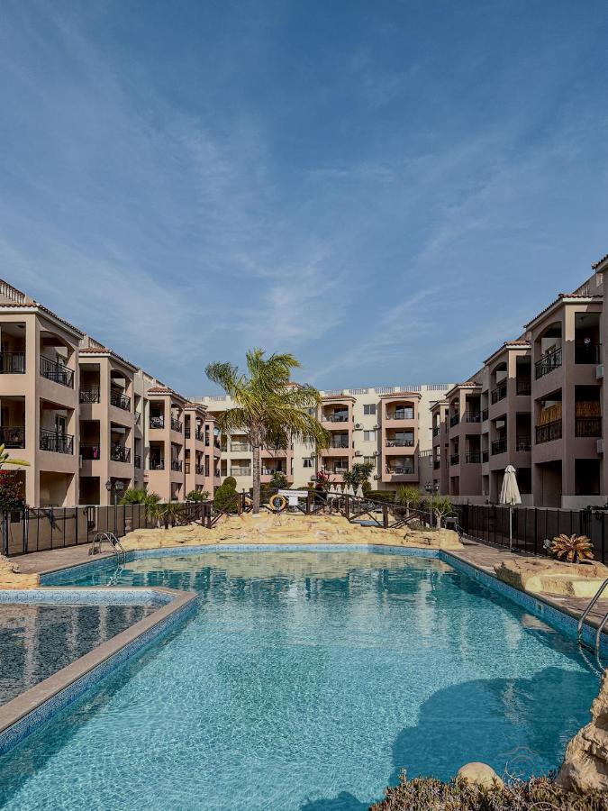 Royal Seacrest Crown-Jewel, 2B, Pools, Sea, Center Apartment Paphos Bagian luar foto