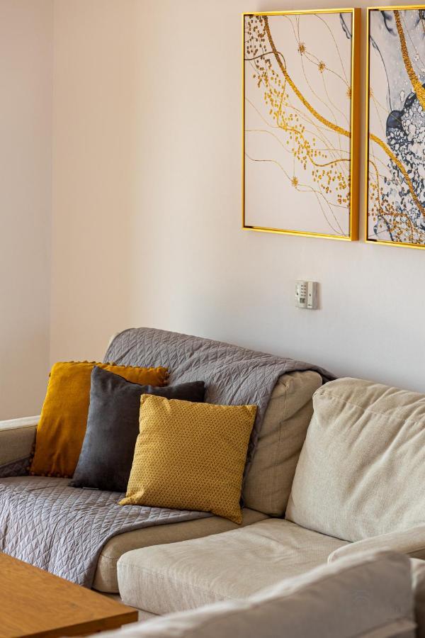 Royal Seacrest Crown-Jewel, 2B, Pools, Sea, Center Apartment Paphos Bagian luar foto